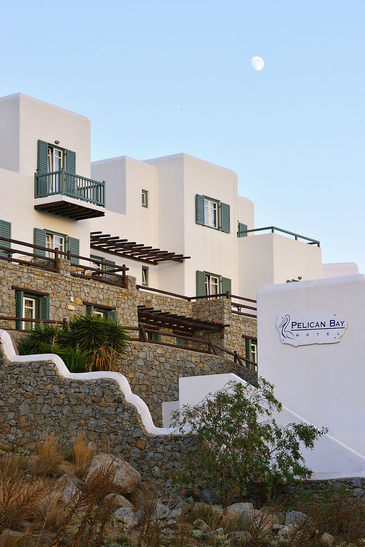 pelican bay hotel