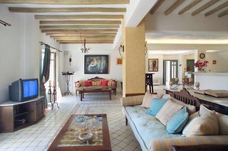 pelican bay hotel
