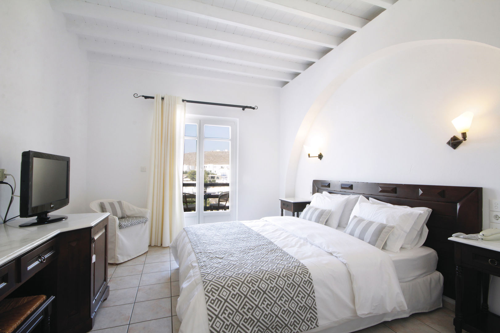 pelican bay hotel