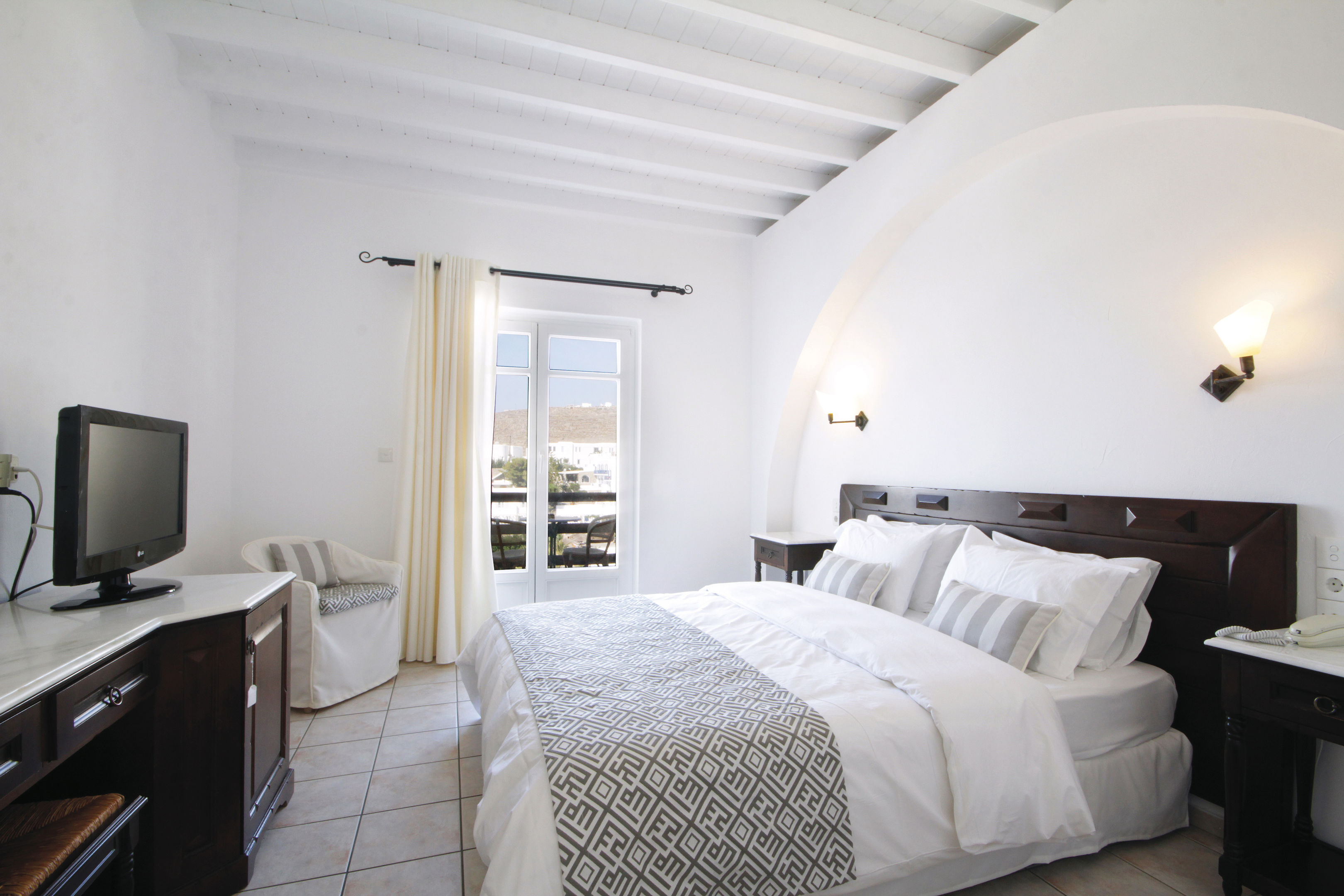 pelican bay hotel