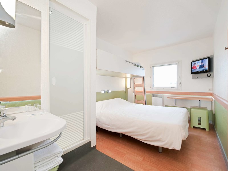 ibis budget velizy