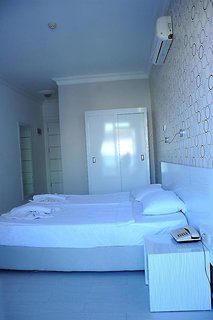 cleopatra city hotel