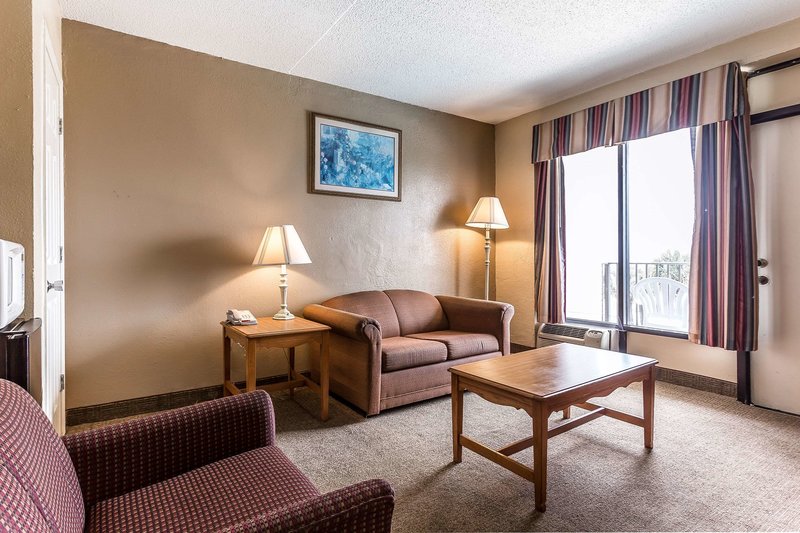 ocean crest inn and suites