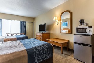 ocean crest inn and suites