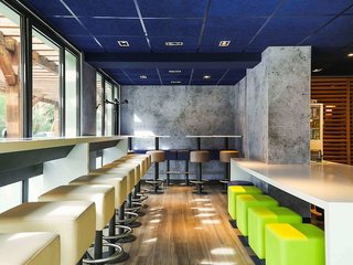 hotel ibis budget saint cyr sur mer la ciotat
