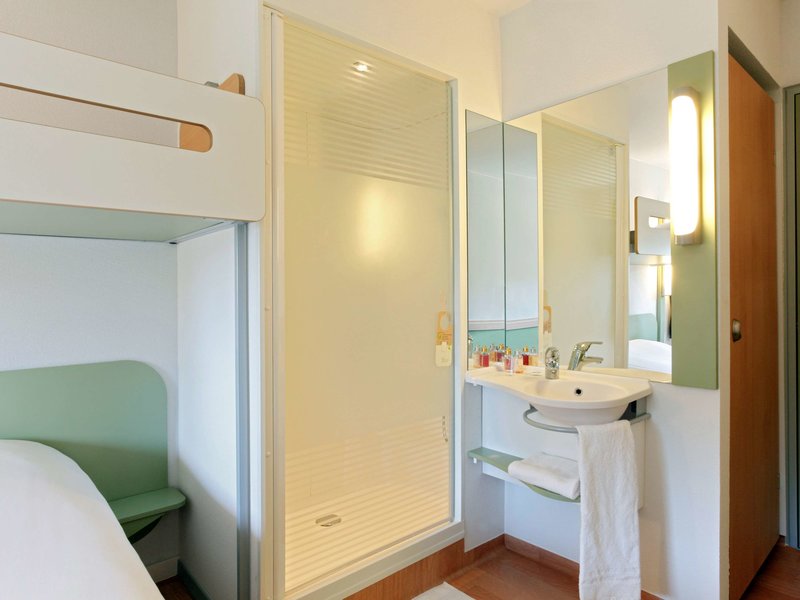 hotel ibis budget saint cyr sur mer la ciotat
