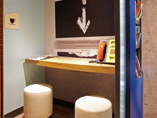 hotel ibis budget saint cyr sur mer la ciotat