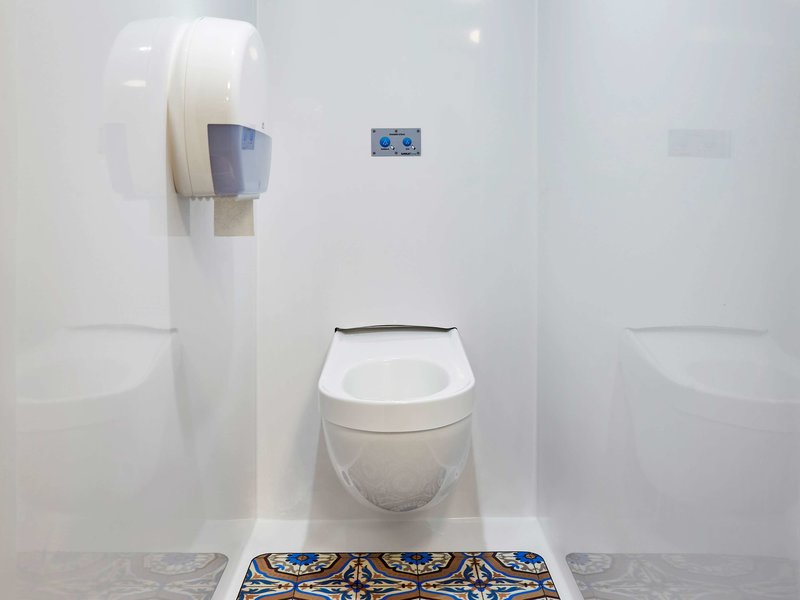 hotelf1 rouen zenith parc expo