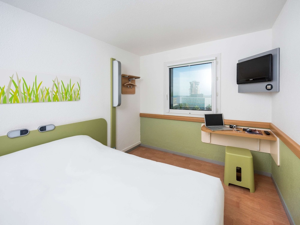 ibis budget nice aeroport promenade des anglais