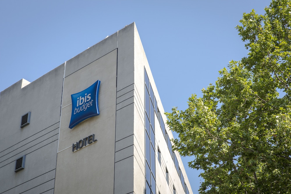 ibis budget marseille timone