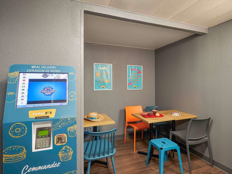 hotelf1 lille villeneuve dascq