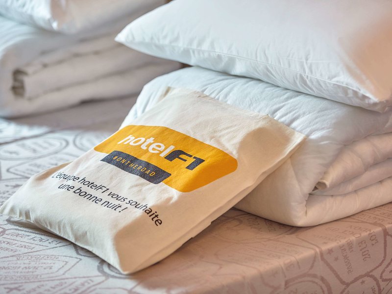 hotelf1 geneve ferney airport