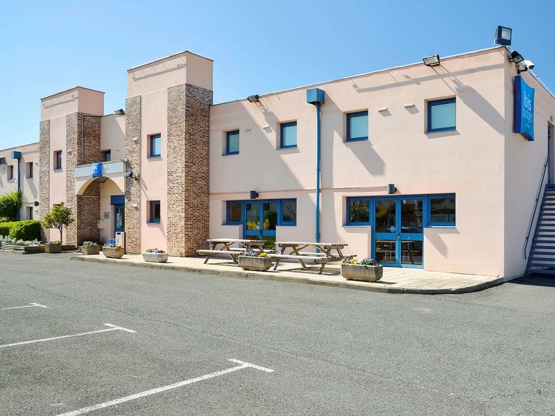 ibis budget saint etienne stade