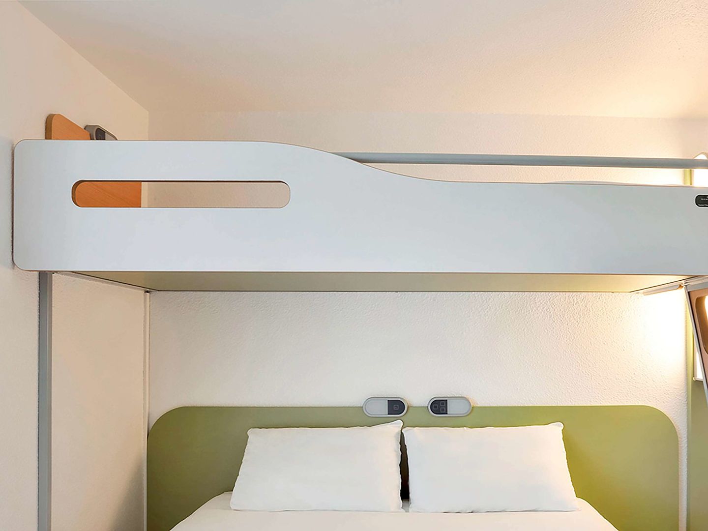 ibis budget saint etienne stade