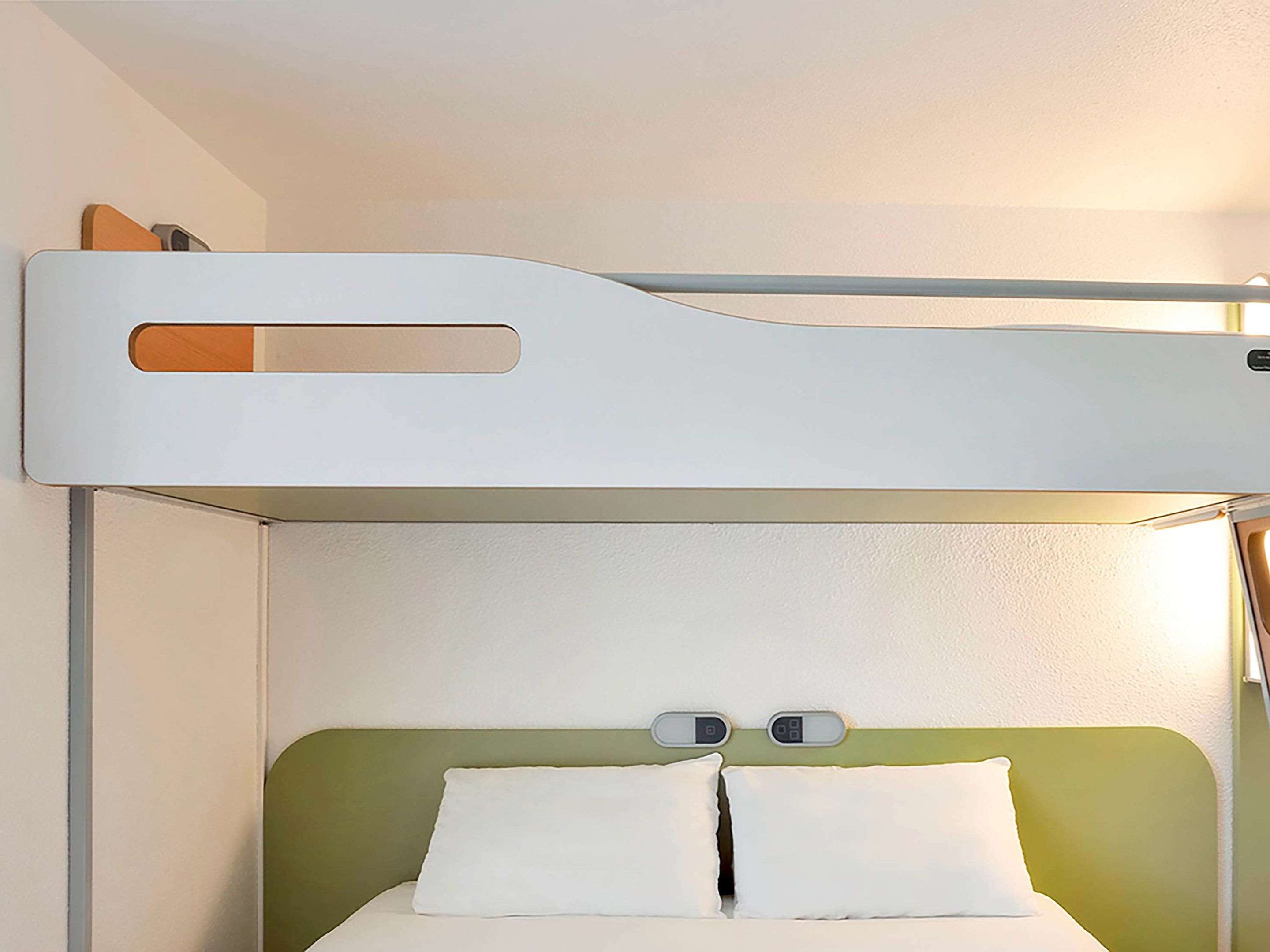 ibis budget saint etienne stade