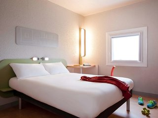 Ibis Budget Pontault-Combault Rn4 Marne-La-Vallee,Emerainville>>Chatres,2 star