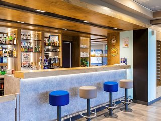 ibis budget marne la vallee pontault combault