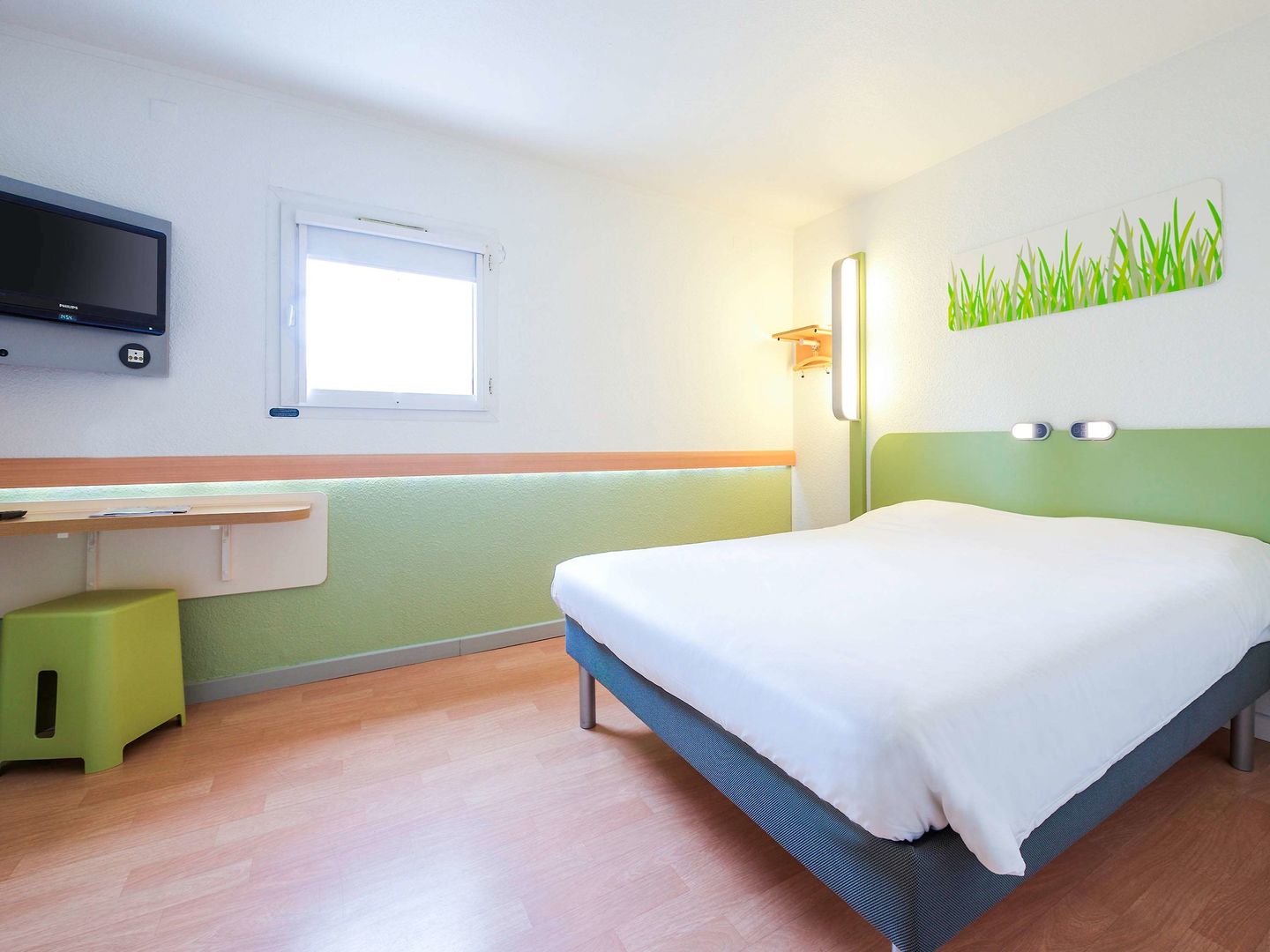 ibis budget pau est