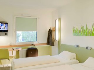 ibis budget orleans sud comet