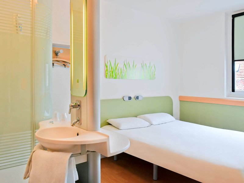 ibis budget nimes centre gare