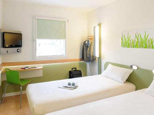 ibis budget istres trigance