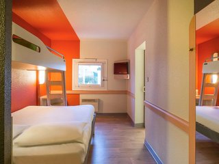 ibis budget cergy pierrelaye