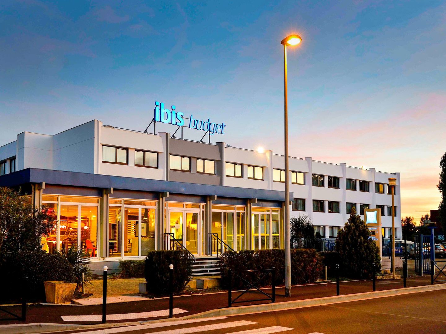 ibis budget bordeaux le lac