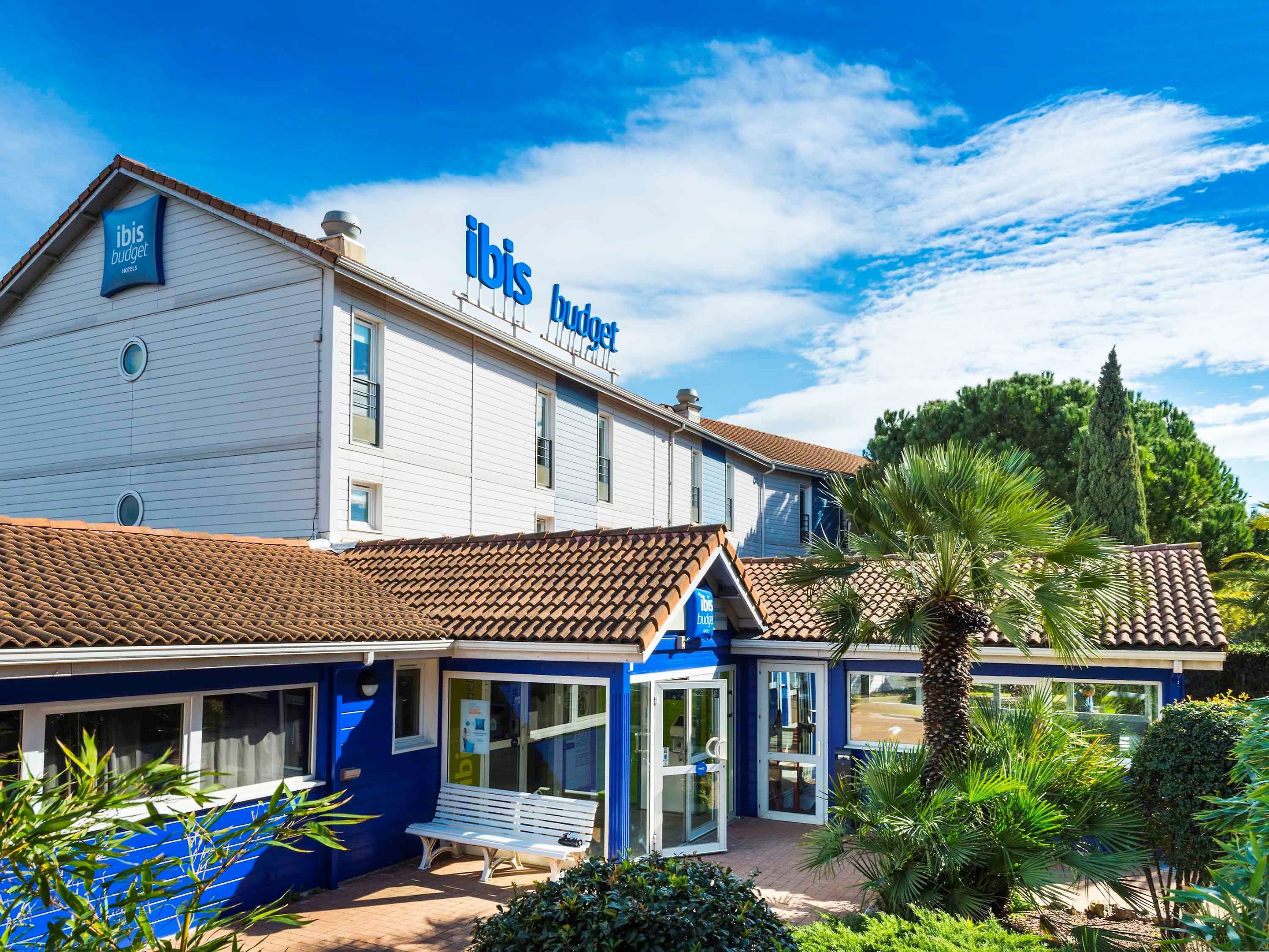 ibis budget beziers est la giniesse