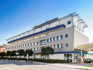 ibis budget duisburg city