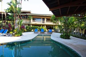 Arenal Backpackers Resort,Arenal Volcano>>Alajuela Province,5 star