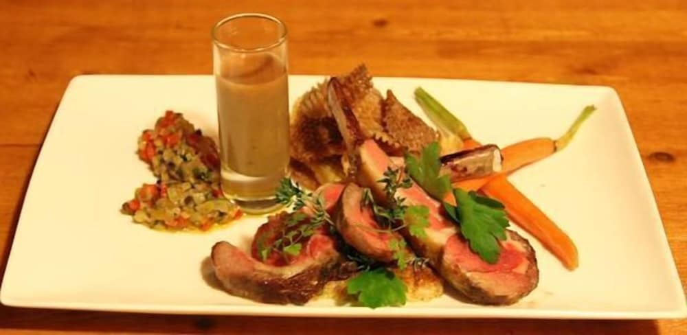 auberge les deux tours