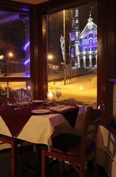 auberge les deux tours