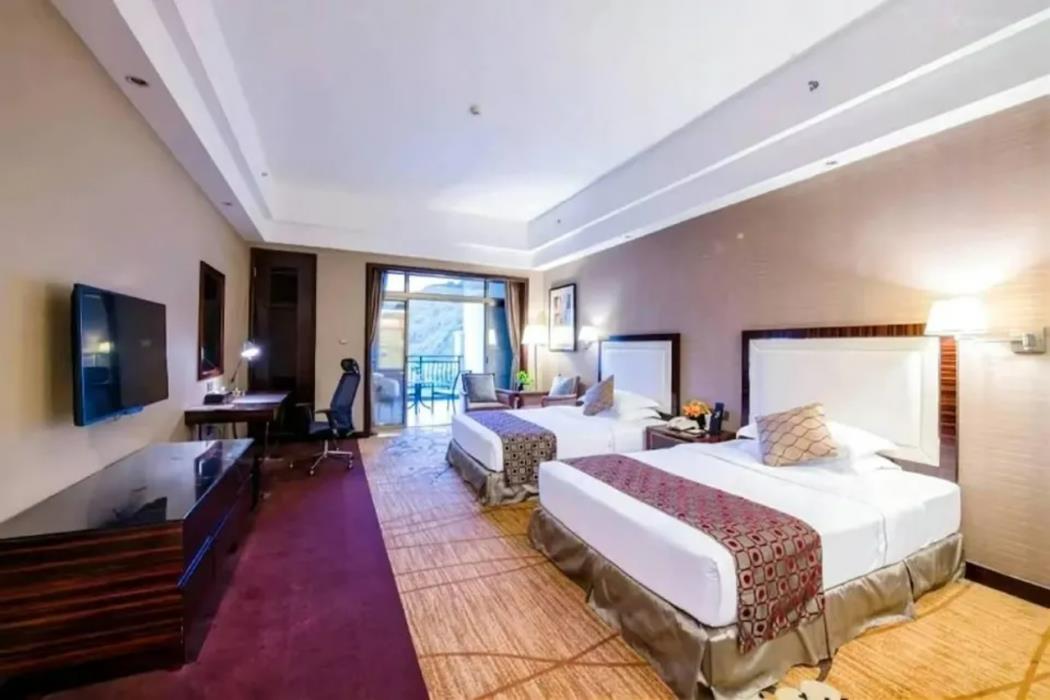 gaoming country garden phoenix hotel