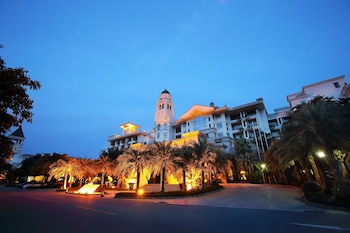 gaoming country garden phoenix hotel