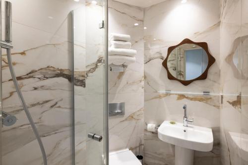 hotel michelet odeon