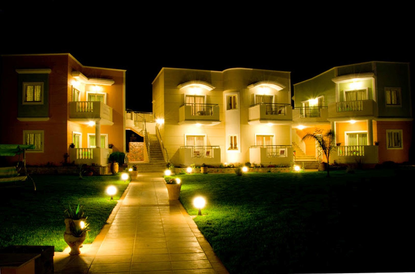 sarpidon apartments