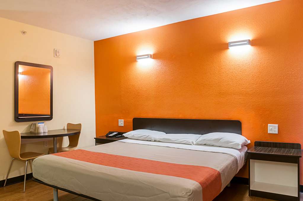 motel 6 new orleans la near downtown