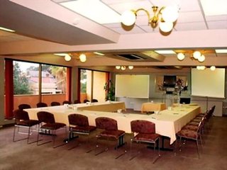 Adelaide Meridien Hotel And Apartments,Near Adelaide Botanic Gardens,4 star