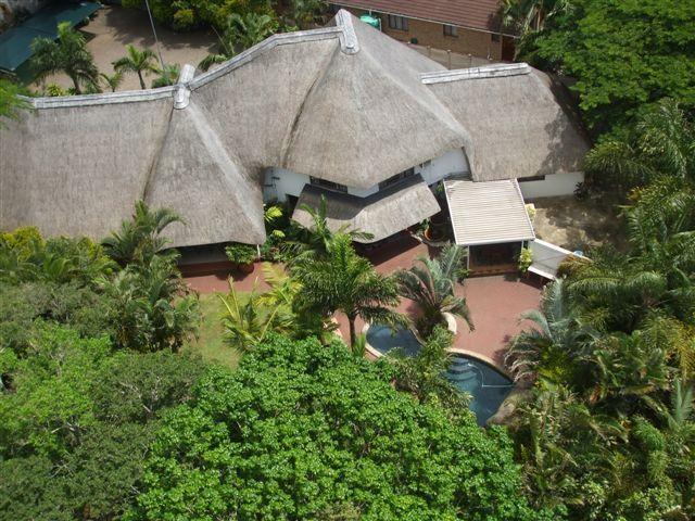 African Ambience,Hluhluwe>>Durban,4 star