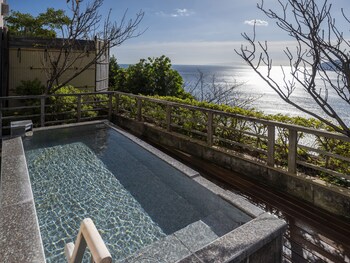 hotel new akao