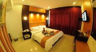 swarna dwipa hotel