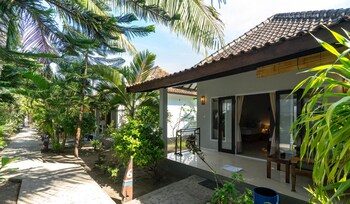bale sampan bungalows