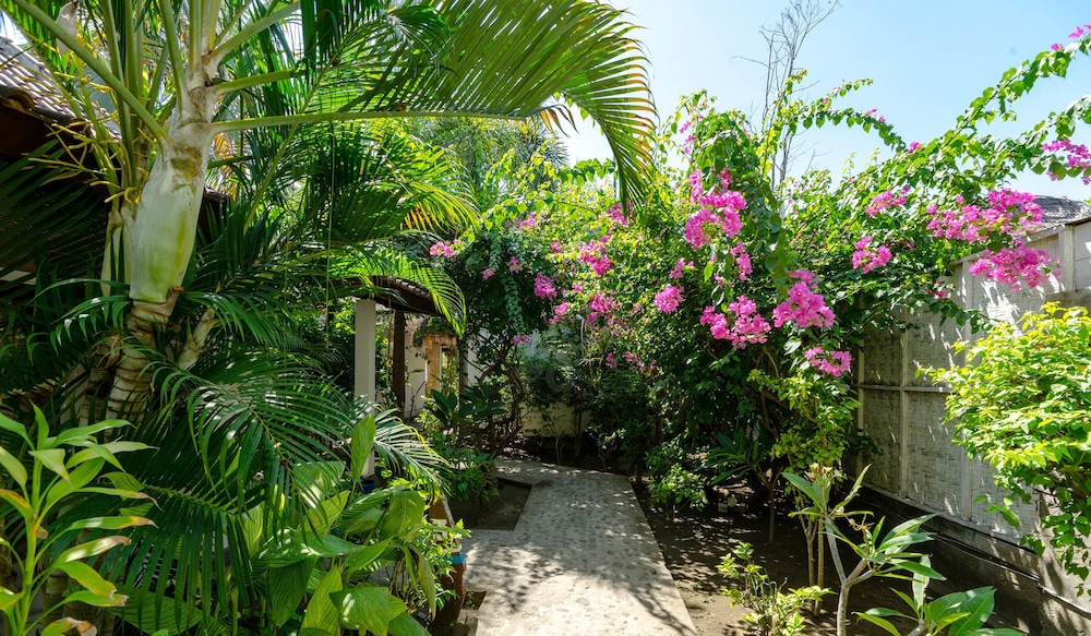 bale sampan bungalows