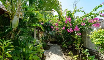 bale sampan bungalows