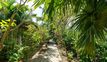 bale sampan bungalows