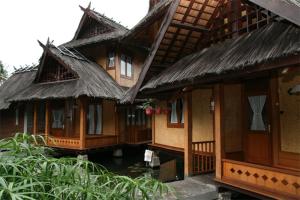 kampung sumber alam garut powered by archipelago