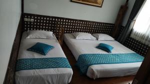 kampung sumber alam garut powered by archipelago