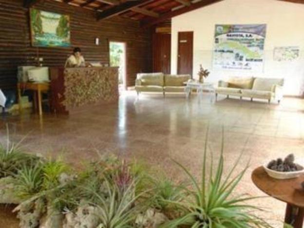 villa pinares de mayari