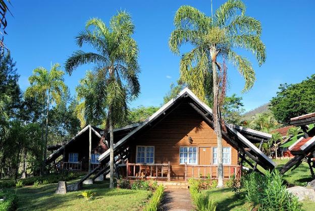 villa pinares de mayari