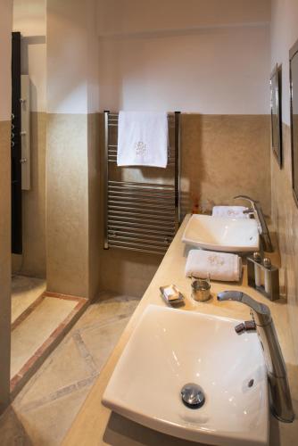 riad adore